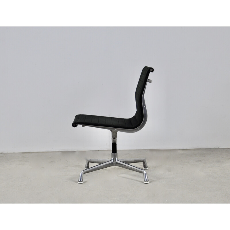 Vintage black office armchair by Charles and Ray Eames for Herman Miller, 1960