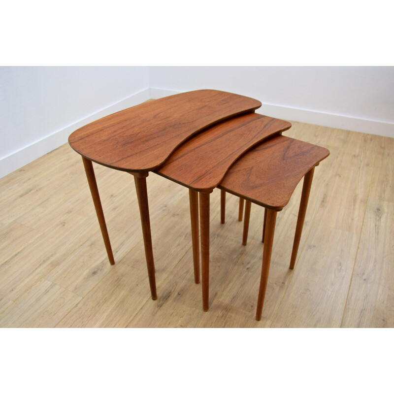 Set of 3 Danish nesting tables in teak - 1960s