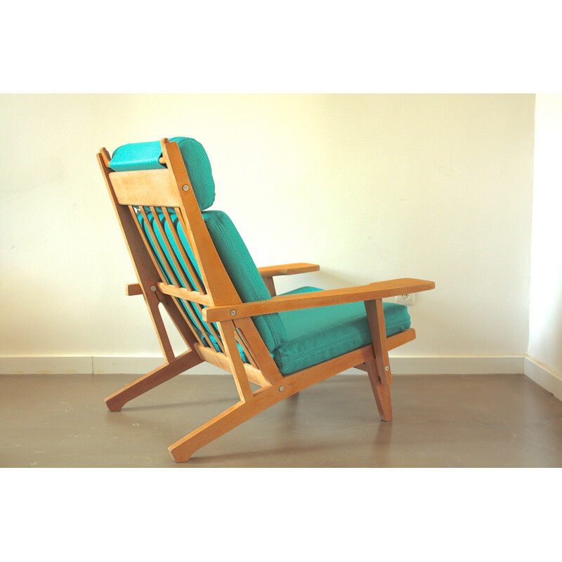 Getama "GE-375" armchair in oak and blue fabric, Hans J. WEGNER - 1960s