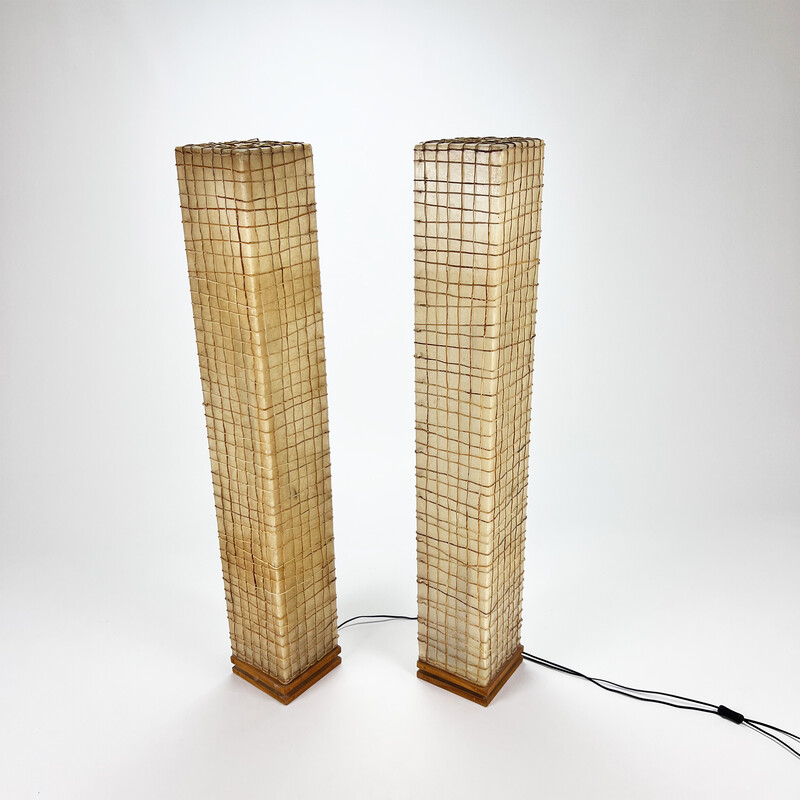 Pareja de lámparas de pie vintage de cuerda y fibra de vidrio, años 70