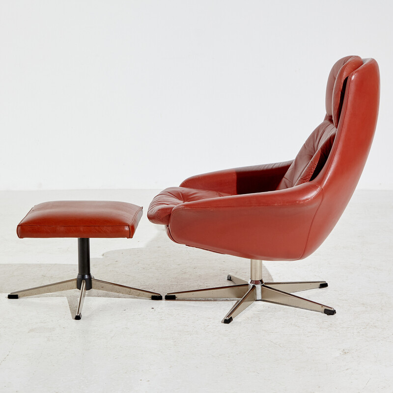 Sillón vintage de cuero con otomana de Henry Walter Klein para Bramin, 1960