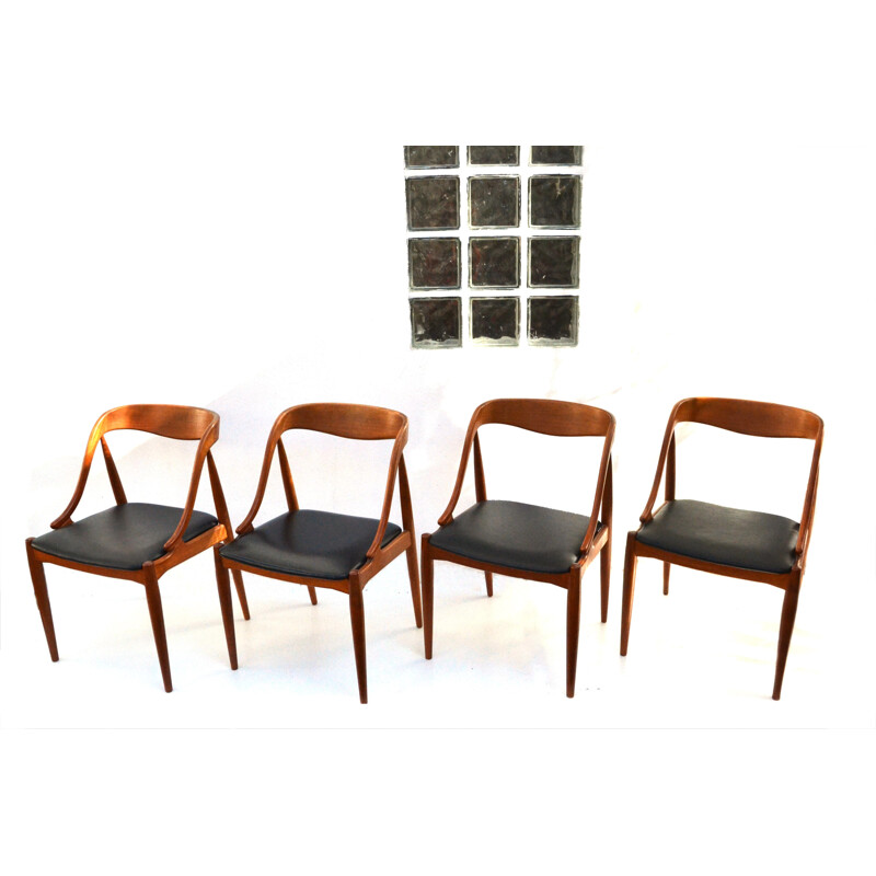 Set of 4 Uldum Mobelfabrik chairs in black leatherette and teak, Johannes ANDERSEN - 1960s