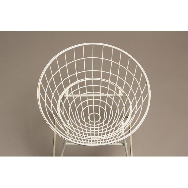 Pastoe "KM05" stool in white iron, Adriaan DEKKER & Cees BRAAKMAN - 1950s