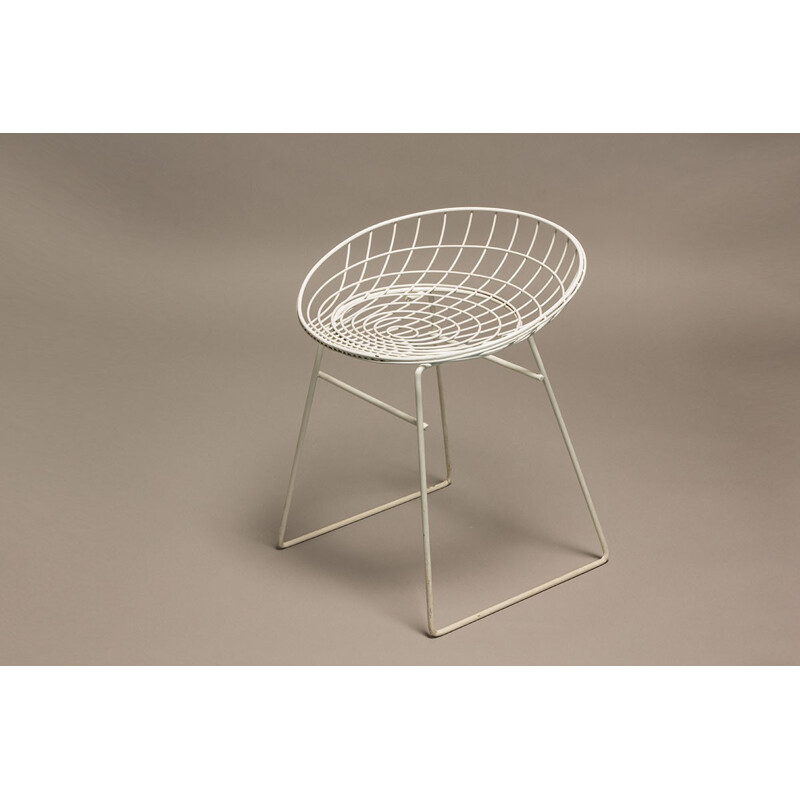 Pastoe "KM05" stool in white iron, Adriaan DEKKER & Cees BRAAKMAN - 1950s