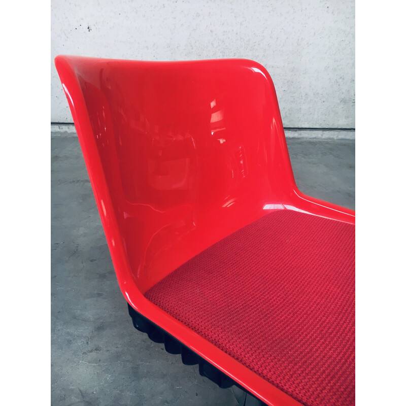 Vintage Modus swivel desk chair in red fabric by Osvaldo Borsani for Tecno, Italy 1987s