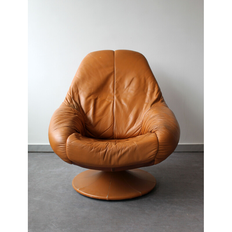 Vintage leather swivel chair by Geoffrey Harcourt, 1970s