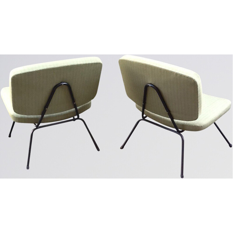 Pair of low chairs "CM190", Pierre PAULIN - 1950s