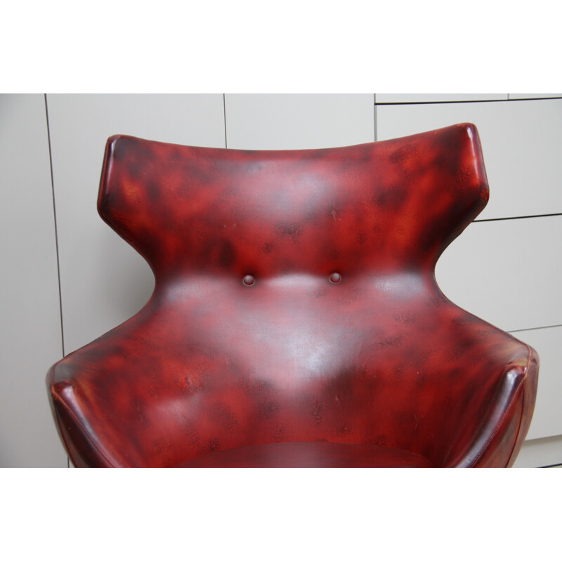 French "Jupiter" lounge chair in red leatherette, Pierre GUARICHE - 1960s