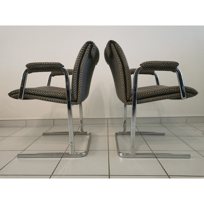 Set of 10 vintage "Delphi" chairs by Boss Design