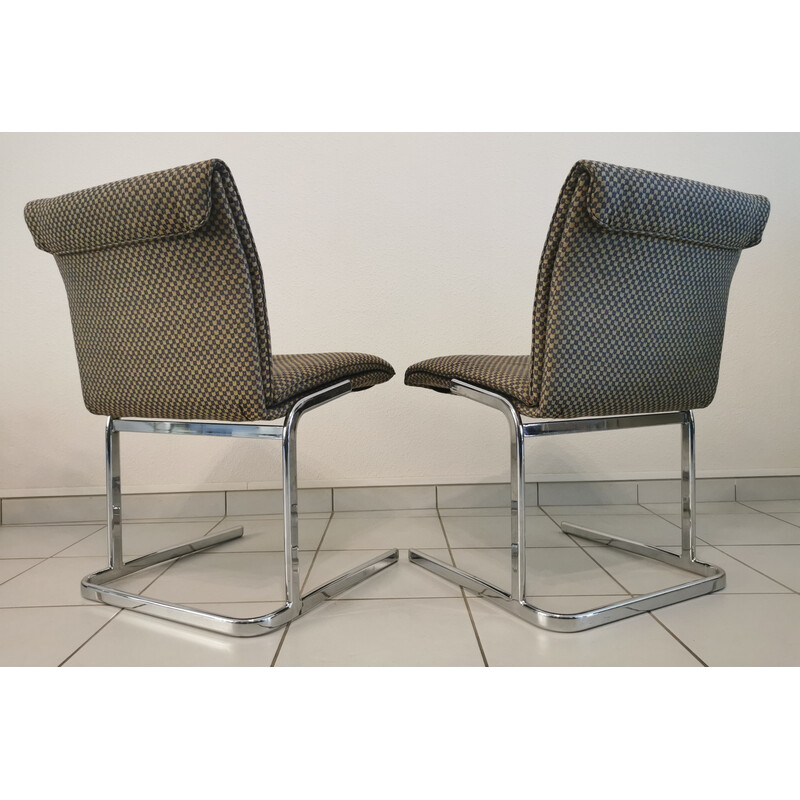 Set of 10 vintage "Delphi" chairs by Boss Design