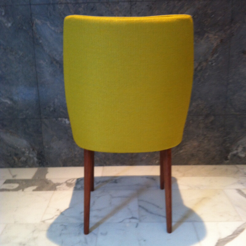 Mid century modern yellow chair - 1970s