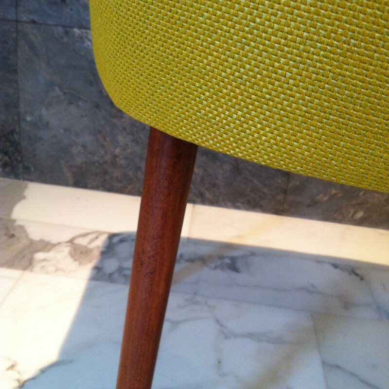 Mid century modern yellow chair - 1970s