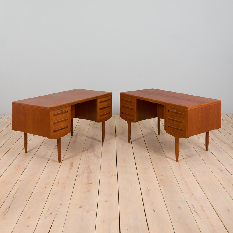 Paire de bureaux vintage en teck par J. Svenstrup pour A.p. Furniture, Danemark 1960