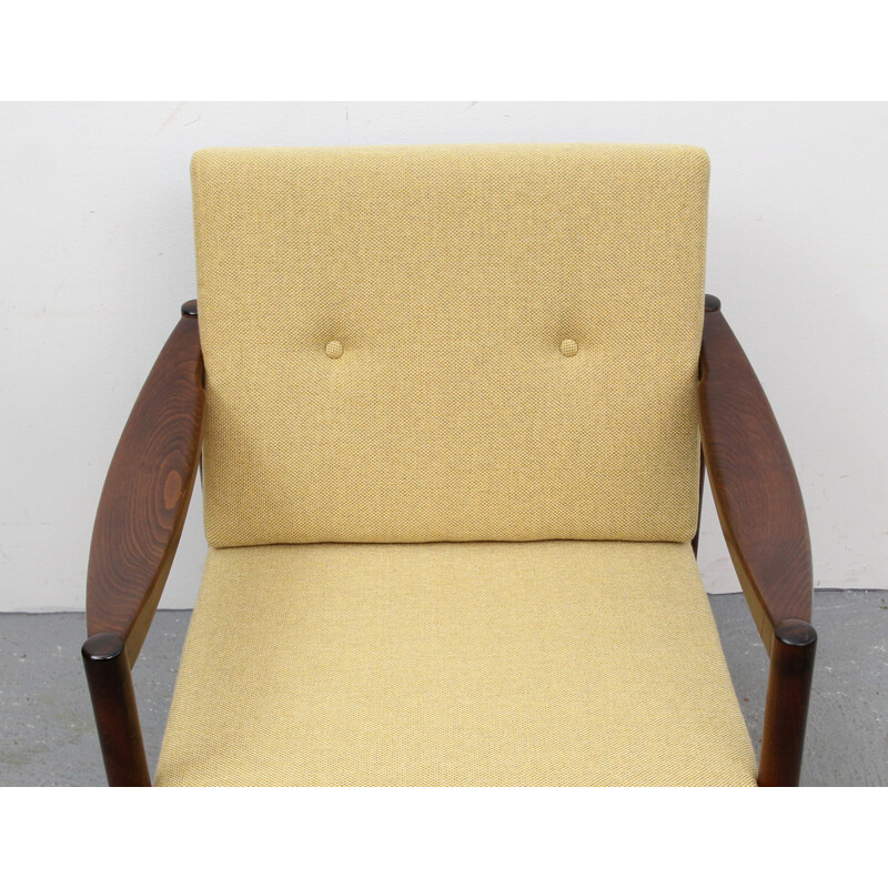 Vintage gele notenhouten fauteuil - 1960