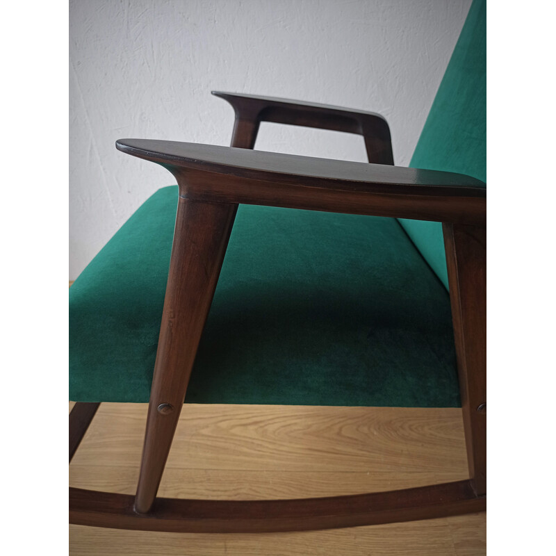 Silla mecedora vintage de madera con tapicería, 1950