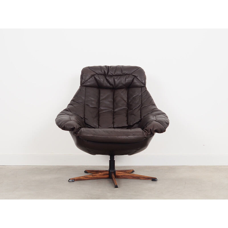 Vintage leather Danish swivel armchair by H.w. Klein for Bramin, 1960s