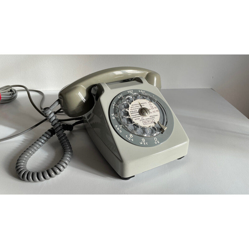 Grey vintage telephone p.t.t. Paris, 1978