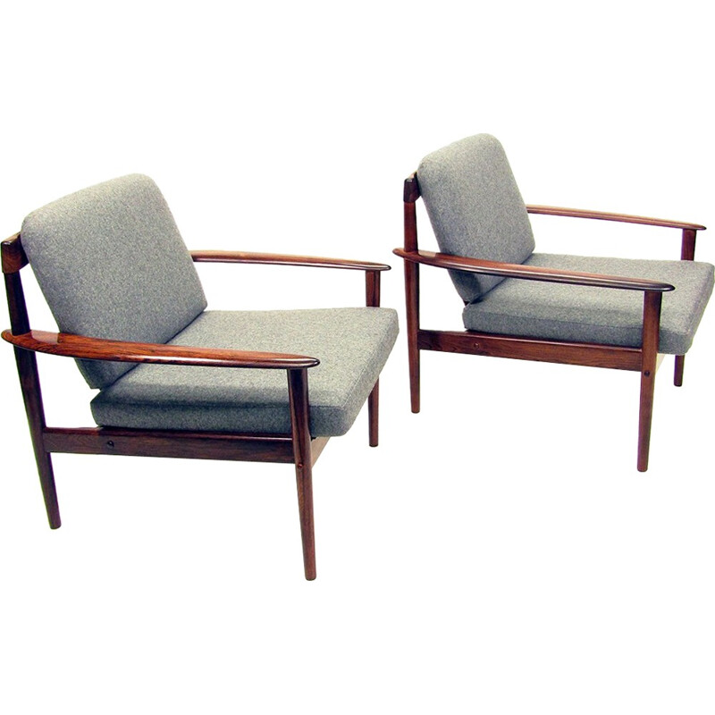 Pair of P. Jeppesen "PJ56" armchairs in rosewood, Grete JALK - 1960s