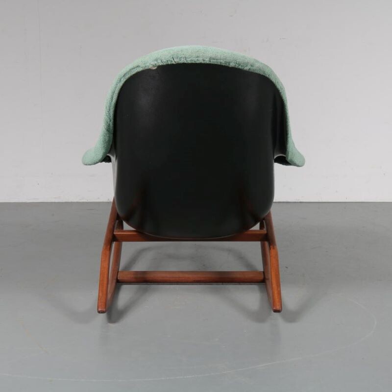 Cadeira de embalar Gemini vintage para Lurashell em fibra de vidro verde e madeira 1960