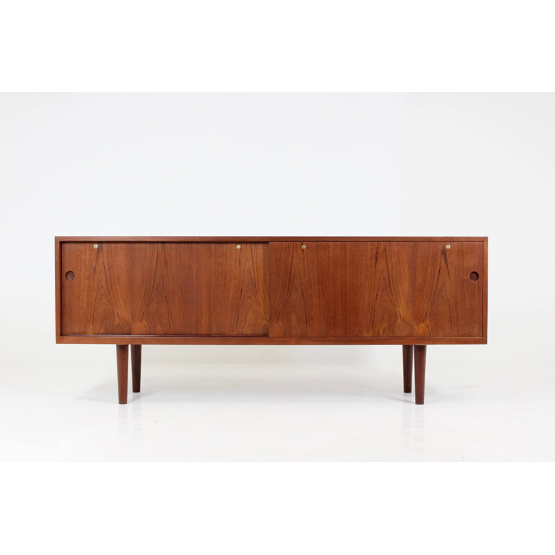 "Model RY26" low sideboard in teak, Hans J. WEGNER - 1960s