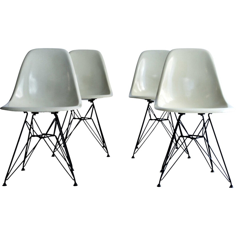Set of 4 beige Herman Miller "DSR" dining chairs, Charles EAMES - 1950s