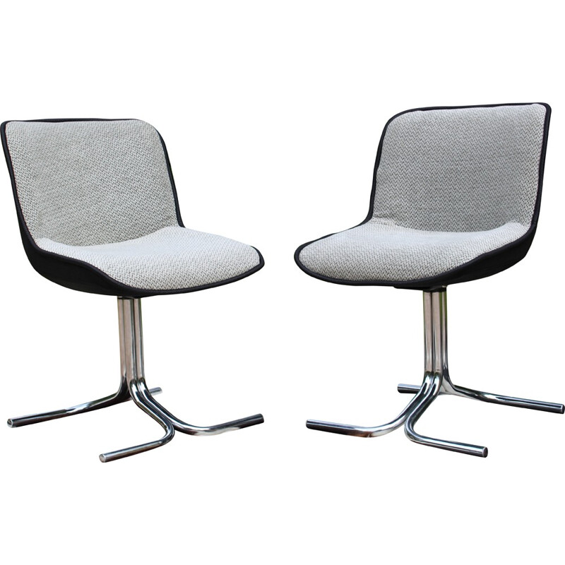 Paire de chaises en chrome et tissu gris - 1970