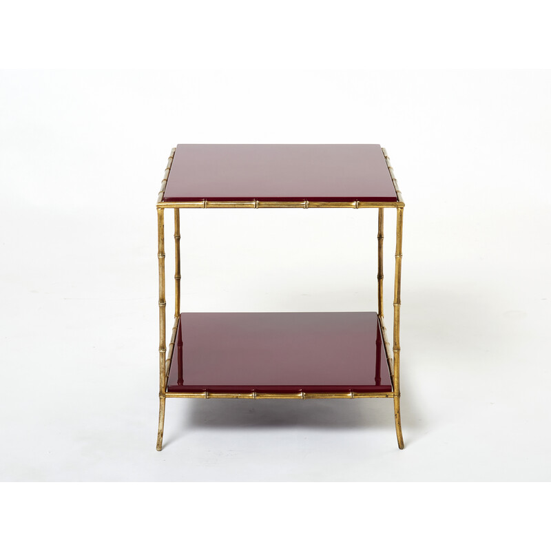 Paire de table d'appoints vintage en bambou et laiton laque rouge par la Maison Baguès, 1960