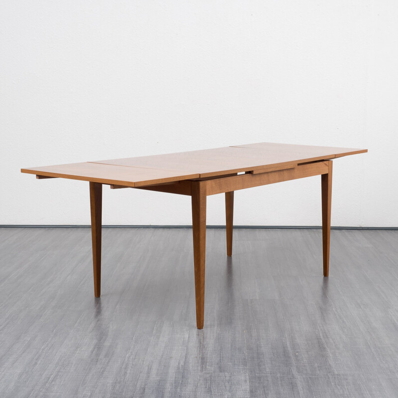 Extendible dining table in walnut veneer - 1960s 