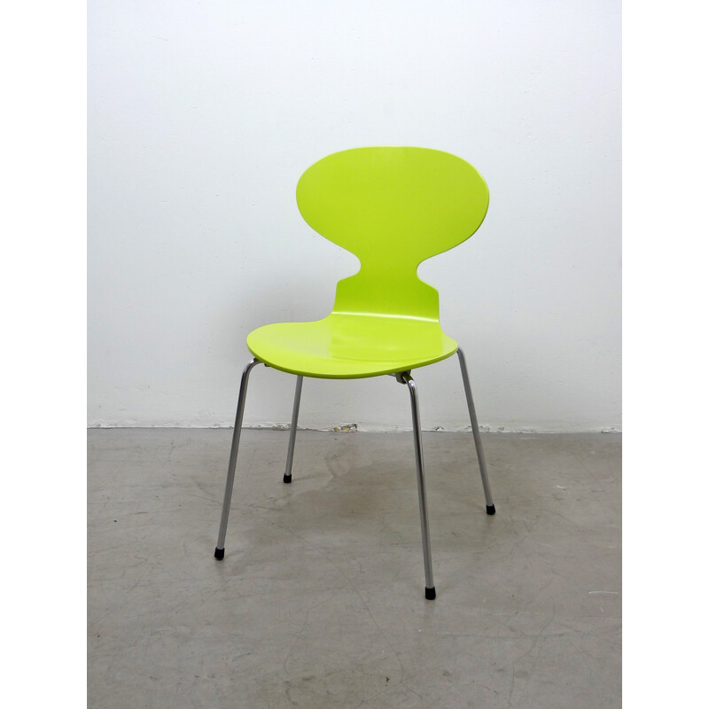 Fritz Hansen green "Ant Chair 3101", Arne JACOBSEN - 1990s