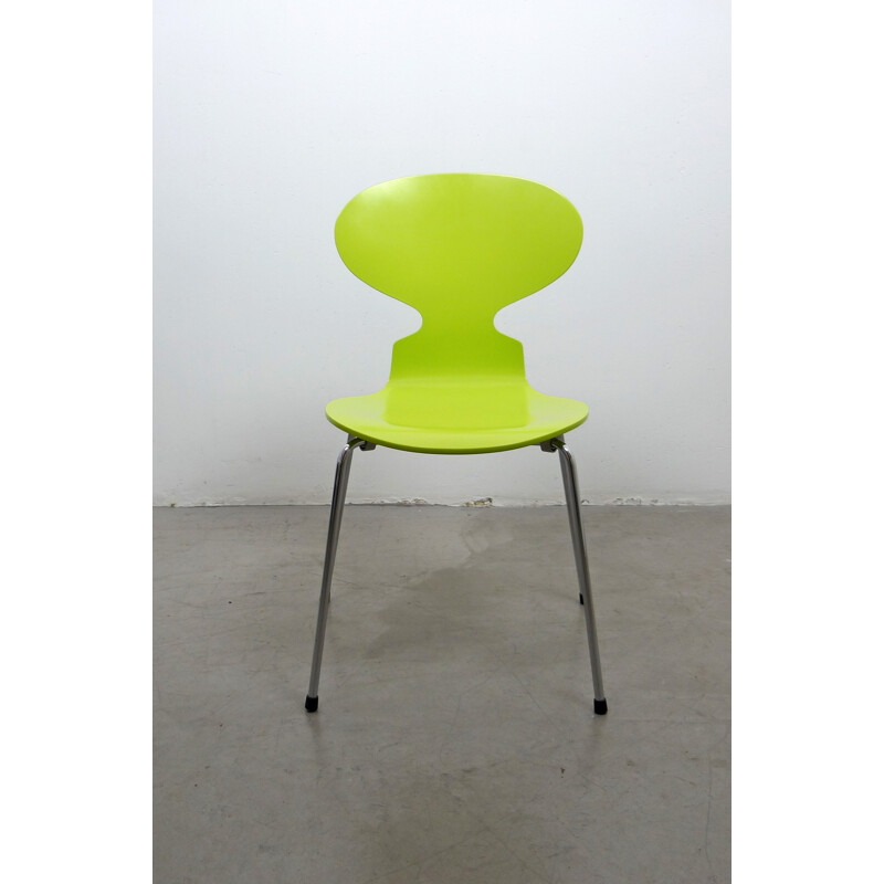 Fritz Hansen green "Ant Chair 3101", Arne JACOBSEN - 1990s