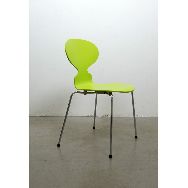 Fritz Hansen green "Ant Chair 3101", Arne JACOBSEN - 1990s