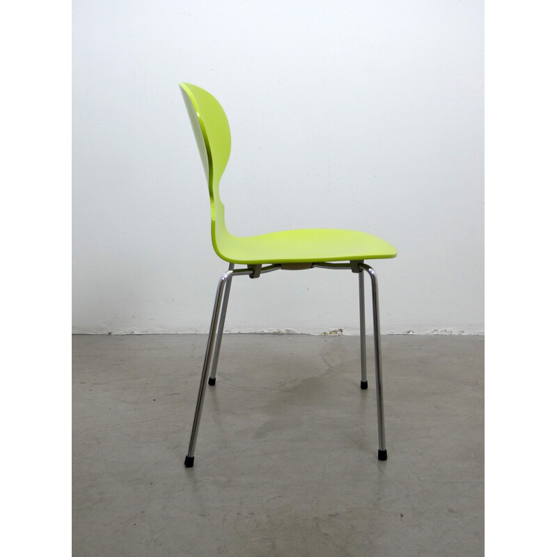 Fritz Hansen green "Ant Chair 3101", Arne JACOBSEN - 1990s