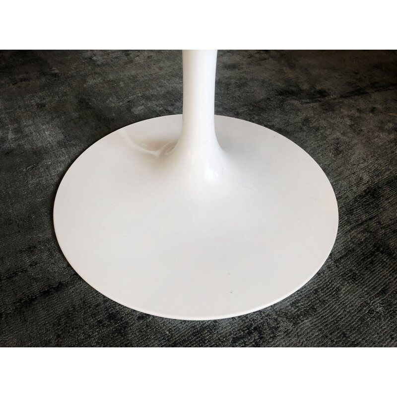 Vintage Carrara marble side table by Eero Saarinen for Knoll International