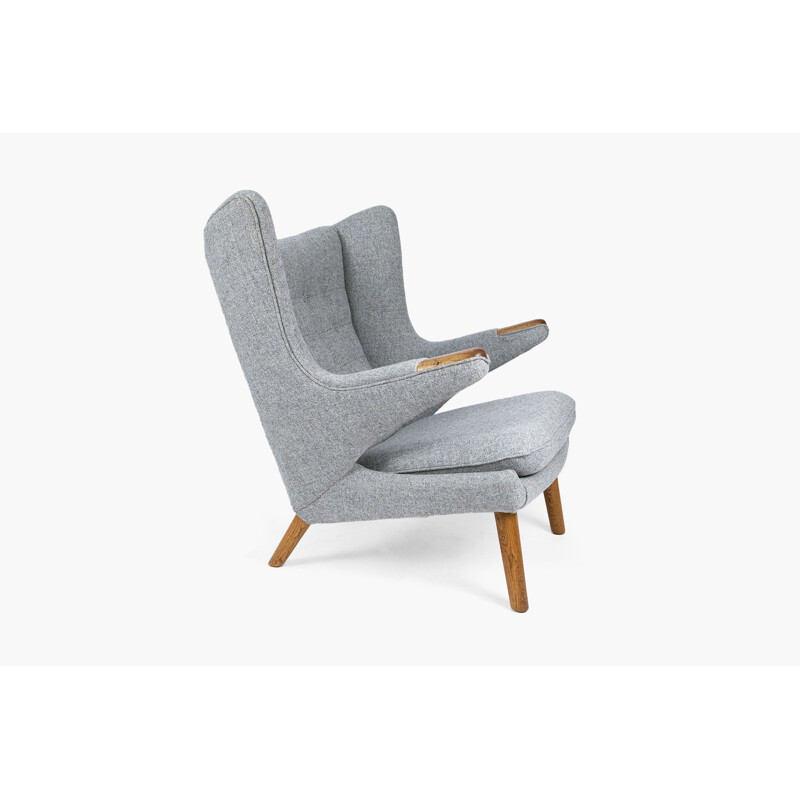 AP-19 "Papa Bear" armchair in grey, Hans J. WEGNER - 1950s