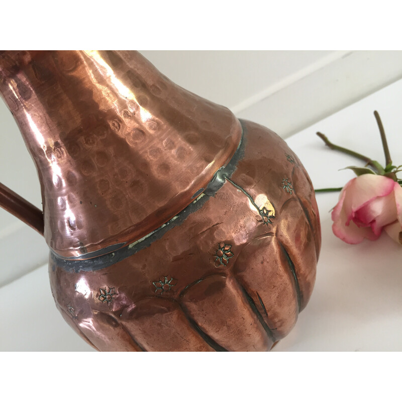 Vintage handcrafted vase in hammered copper