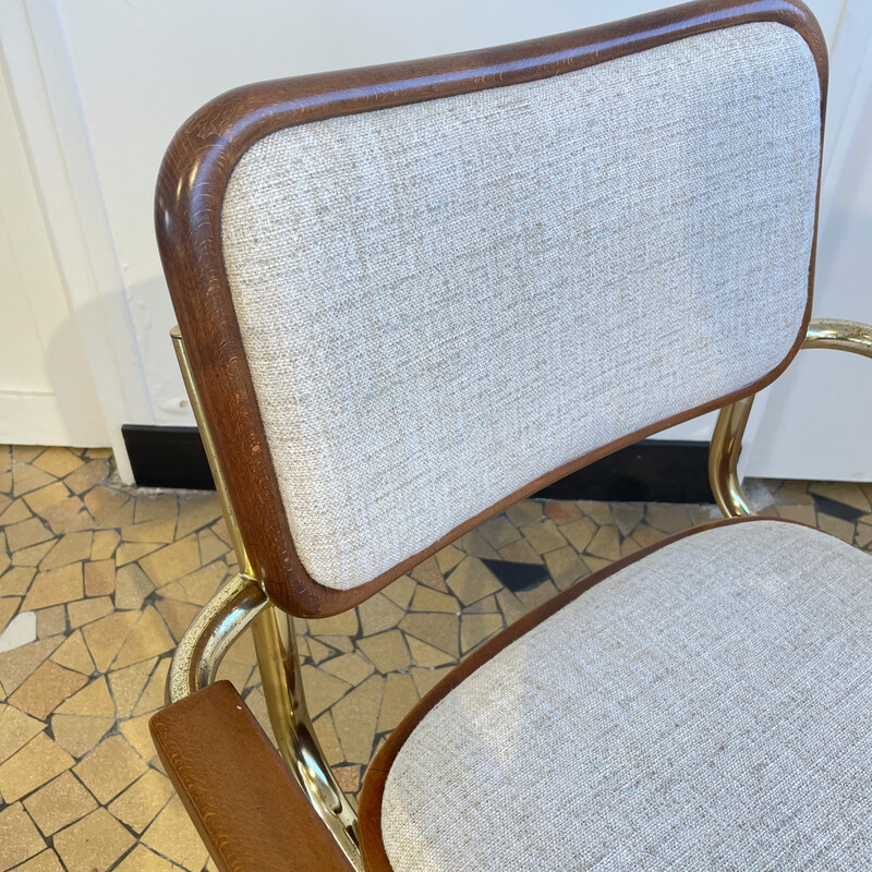 Cadeira vintage B64 em tecido mosqueado com apoios de braços
