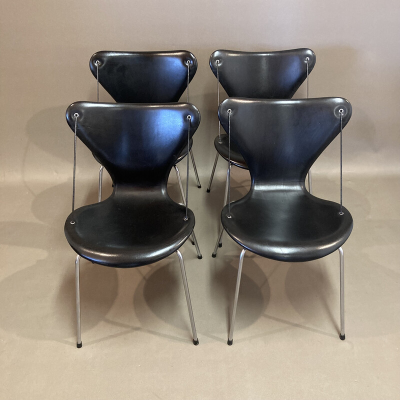 Set of 4 vintage chairs by Arne Jacobsen for Fritz Hansen, 1960