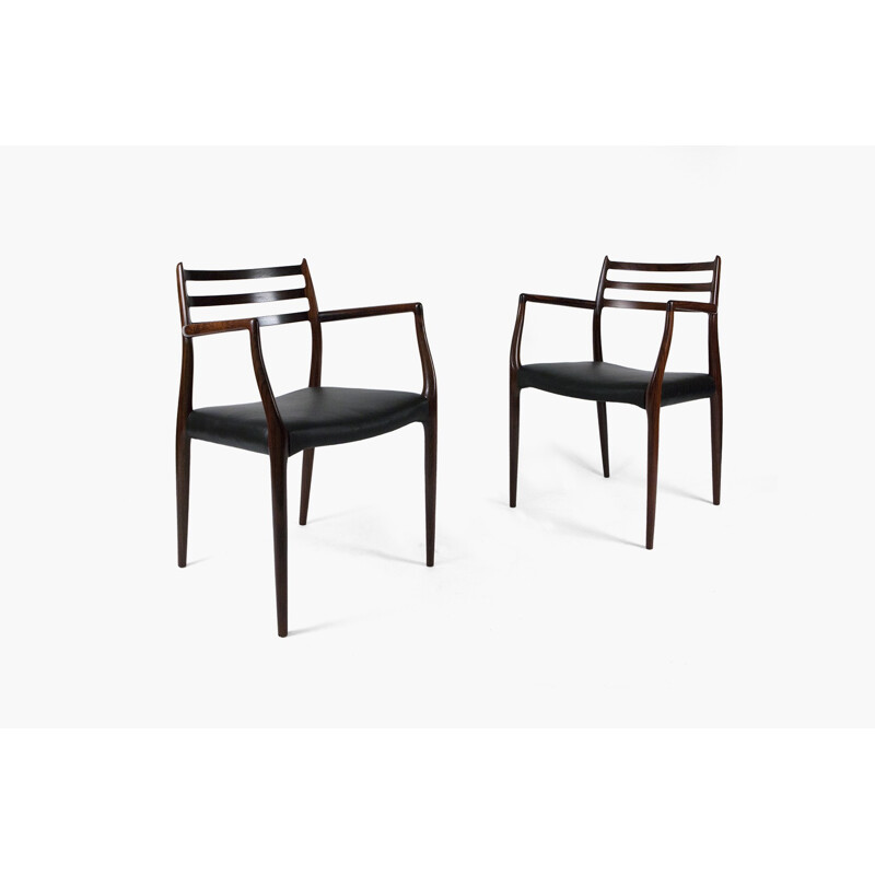 Pair of "Model 62" rosewood chairs, Niels MOLLER - 1960s