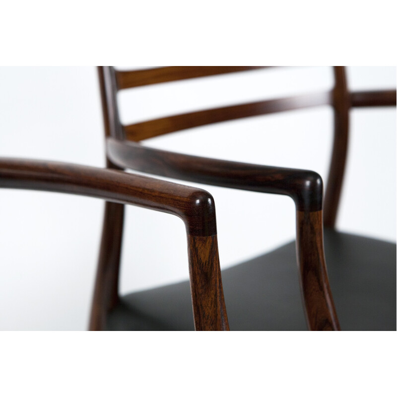 Pair of "Model 62" rosewood chairs, Niels MOLLER - 1960s