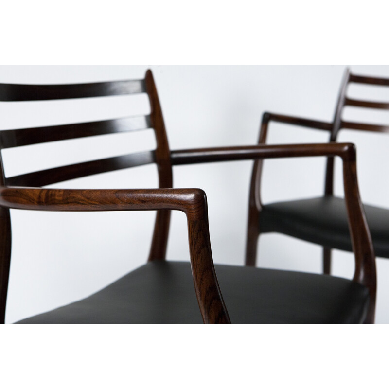 Pair of "Model 62" rosewood chairs, Niels MOLLER - 1960s