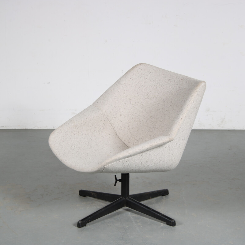 Vintage "Fm08" swivel armchair by Cees Braakman for Pastoe, Netherlands 1960s