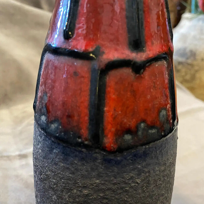 Vase vintage en céramique rouge et noire Fat Lava de Roth, Allemagne 1970