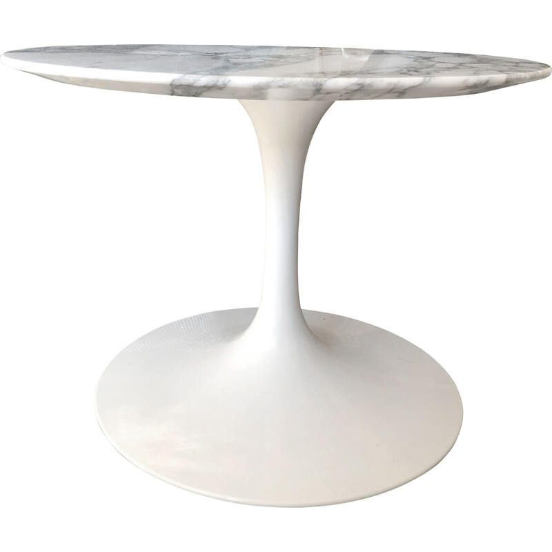 Mesa lateral em mármore Vintage Carrara da Eero Saarinen para a Knoll International