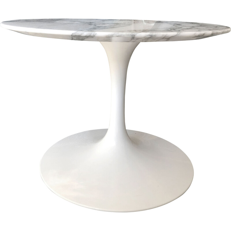 Table d'appoint vintage en marbre de Carrare par Eero Saarinen pour Knoll international