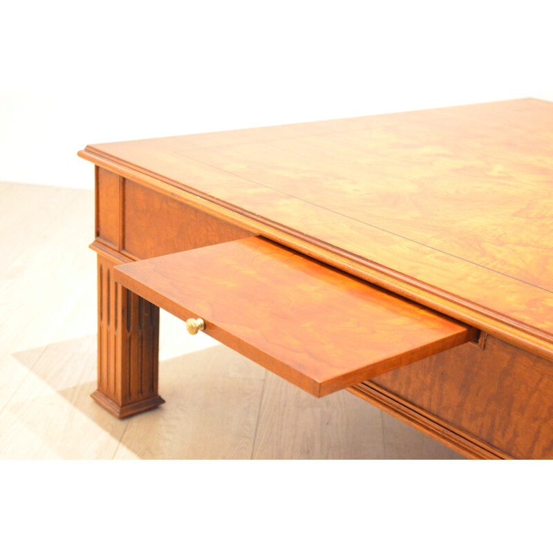 Neoclassical coffee table in walnut - 1970s