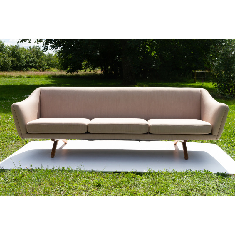 Mid-century Danish model Ml 140 sofa by Illum Wikkelsø for A. Mikael Laursen, 1960s