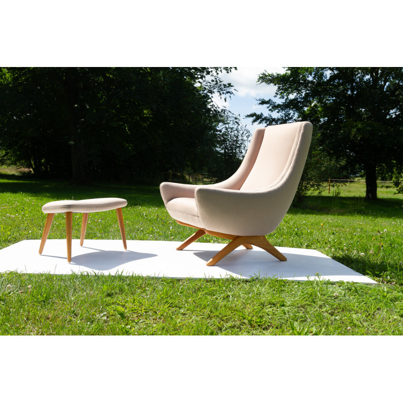 Mid-century Danish model Ml 141 armchair and footrest by Illum Wikkelsø, 1960s