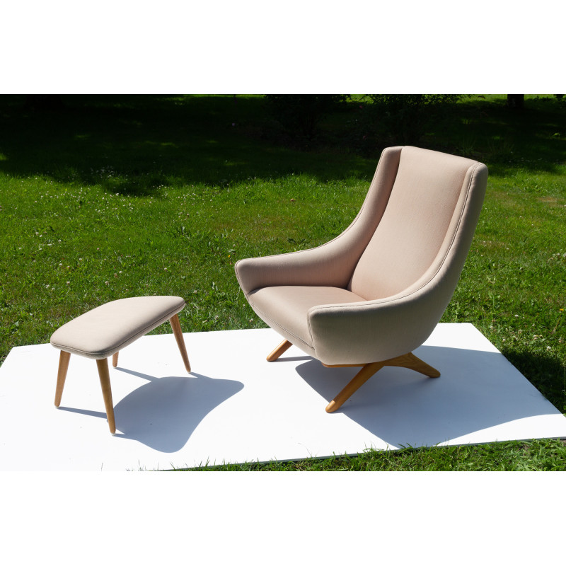 Cadeira de braços e apoio para os pés modelo dinamarquês Ml 141 de meados do século, de Illum Wikkelsø, década de 1960