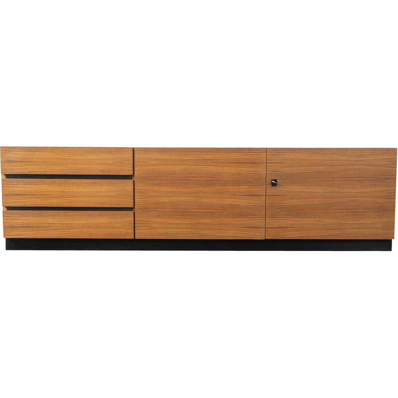 Vintage Sideboard aus Nussbaum mit drei Schubladen und zwei Türen, 1960