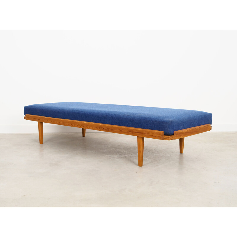 Vintage Danish pine daybed by Horsens Møbelfabrik, 1970s